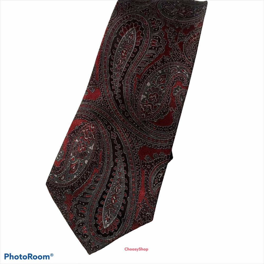 Tie Brand New Maroon Gray Paisley by Mark Alexander